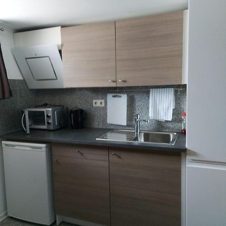 Zimmer In Direkter Naehe Zu Basel เกร็นซ์อัค-วีเลน ภายนอก รูปภาพ
