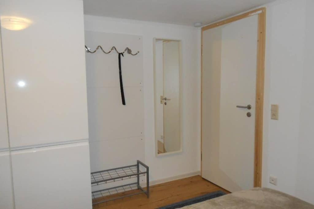 Zimmer In Direkter Naehe Zu Basel เกร็นซ์อัค-วีเลน ภายนอก รูปภาพ